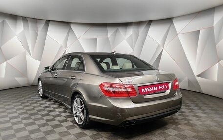 Mercedes-Benz E-Класс, 2011 год, 1 845 000 рублей, 4 фотография