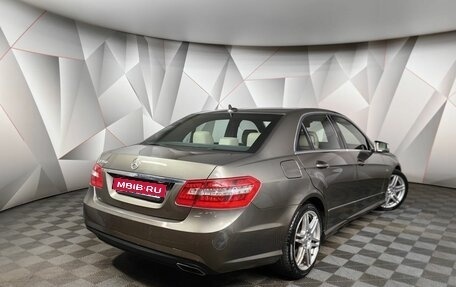 Mercedes-Benz E-Класс, 2011 год, 1 845 000 рублей, 2 фотография
