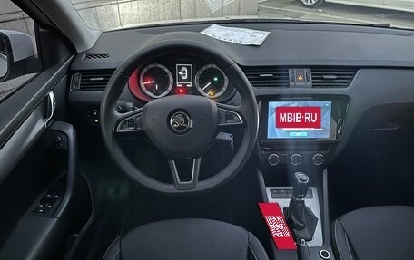 Skoda Octavia, 2021 год, 1 700 000 рублей, 4 фотография