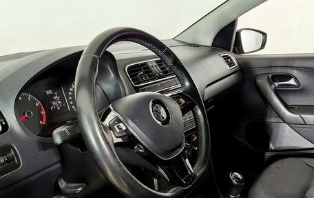 Volkswagen Polo VI (EU Market), 2017 год, 960 000 рублей, 12 фотография