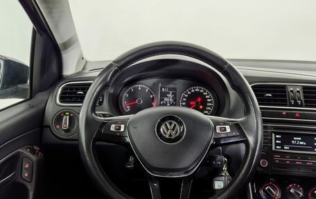 Volkswagen Polo VI (EU Market), 2017 год, 960 000 рублей, 11 фотография