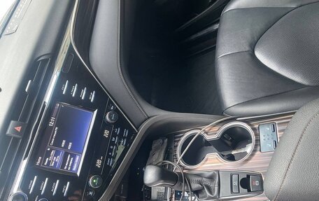 Toyota Camry, 2020 год, 3 050 000 рублей, 19 фотография