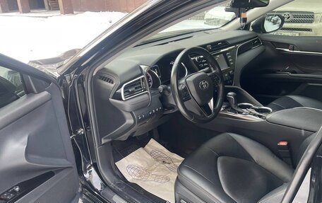 Toyota Camry, 2020 год, 3 050 000 рублей, 21 фотография