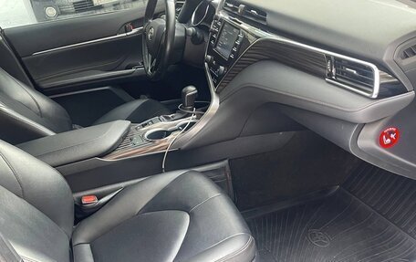 Toyota Camry, 2020 год, 3 050 000 рублей, 32 фотография