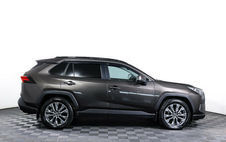 Toyota RAV4, 2021 год, 3 498 000 рублей, 4 фотография