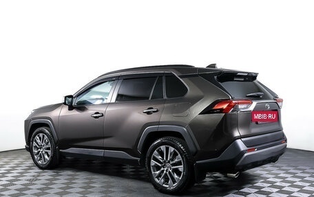 Toyota RAV4, 2021 год, 3 498 000 рублей, 7 фотография