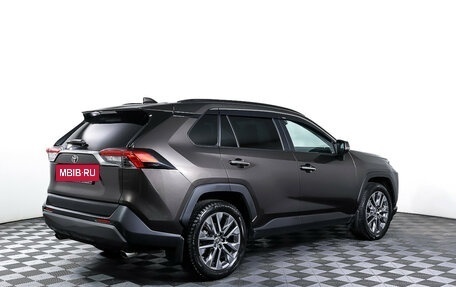 Toyota RAV4, 2021 год, 3 498 000 рублей, 5 фотография