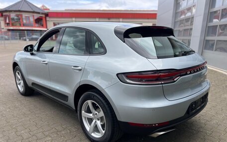 Porsche Macan I рестайлинг, 2025 год, 7 360 000 рублей, 2 фотография