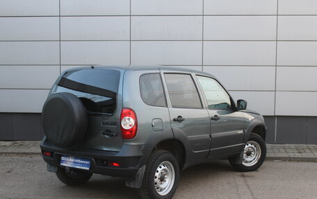 Chevrolet Niva I рестайлинг, 2017 год, 684 000 рублей, 6 фотография