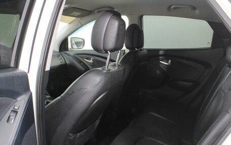 Hyundai ix35 I рестайлинг, 2013 год, 980 000 рублей, 15 фотография