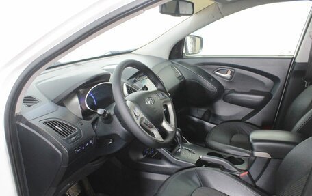 Hyundai ix35 I рестайлинг, 2013 год, 980 000 рублей, 14 фотография