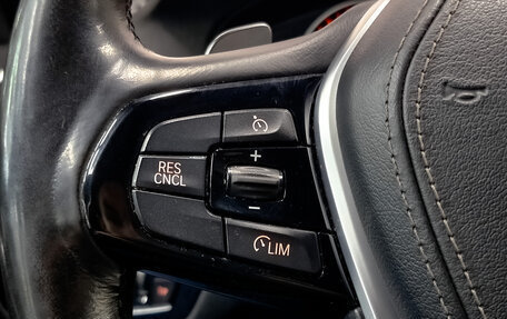 BMW 5 серия, 2019 год, 2 870 000 рублей, 28 фотография