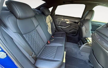 Audi S8, 2024 год, 16 035 000 рублей, 10 фотография