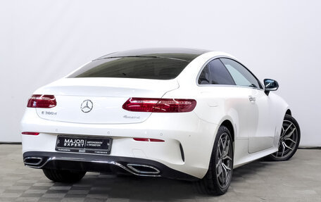 Mercedes-Benz E-Класс, 2022 год, 7 200 000 рублей, 5 фотография