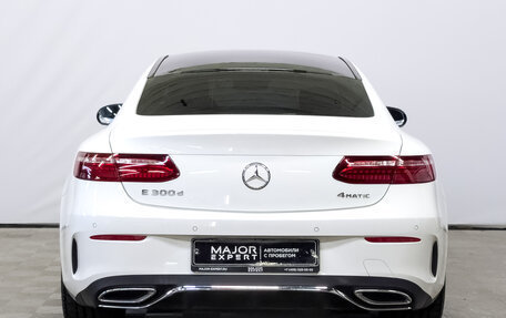 Mercedes-Benz E-Класс, 2022 год, 7 200 000 рублей, 6 фотография