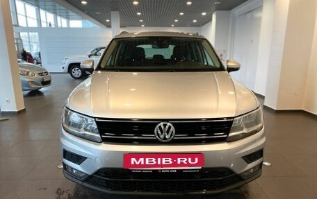 Volkswagen Tiguan II, 2020 год, 2 240 000 рублей, 8 фотография