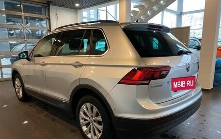 Volkswagen Tiguan II, 2020 год, 2 240 000 рублей, 5 фотография