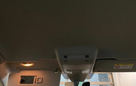 Volkswagen Tiguan II, 2020 год, 2 240 000 рублей, 34 фотография