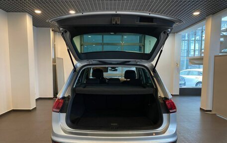 Volkswagen Tiguan II, 2020 год, 2 240 000 рублей, 37 фотография