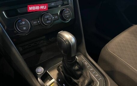 Volkswagen Tiguan II, 2020 год, 2 240 000 рублей, 30 фотография