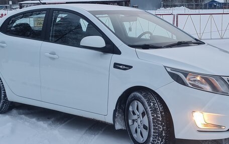 KIA Rio III рестайлинг, 2014 год, 855 000 рублей, 6 фотография