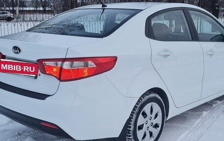 KIA Rio III рестайлинг, 2014 год, 855 000 рублей, 9 фотография