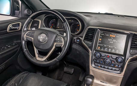 Jeep Grand Cherokee, 2016 год, 2 790 000 рублей, 29 фотография