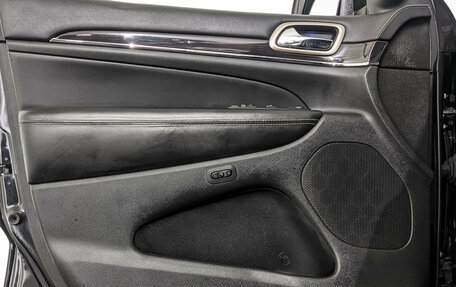 Jeep Grand Cherokee, 2016 год, 2 790 000 рублей, 19 фотография