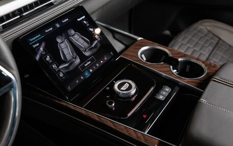 Cadillac Escalade V, 2025 год, 21 450 000 рублей, 17 фотография