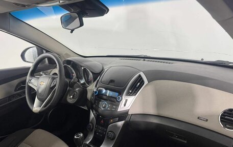 Chevrolet Cruze II, 2013 год, 640 000 рублей, 11 фотография