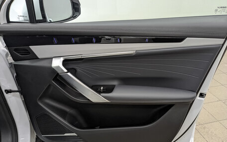 Geely Atlas, 2024 год, 2 700 000 рублей, 24 фотография