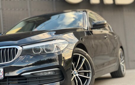 BMW 5 серия, 2019 год, 2 800 000 рублей, 3 фотография