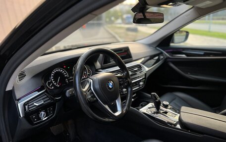 BMW 5 серия, 2019 год, 2 800 000 рублей, 12 фотография