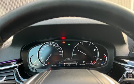 BMW 5 серия, 2019 год, 2 800 000 рублей, 23 фотография