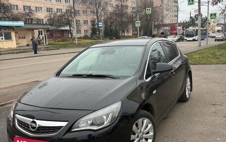 Opel Astra J, 2010 год, 530 000 рублей, 1 фотография
