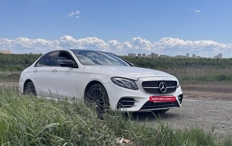Mercedes-Benz E-Класс AMG, 2018 год, 3 997 000 рублей, 2 фотография