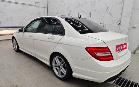 Mercedes-Benz C-Класс, 2013 год, 2 000 000 рублей, 5 фотография