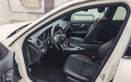 Mercedes-Benz C-Класс, 2013 год, 2 000 000 рублей, 12 фотография