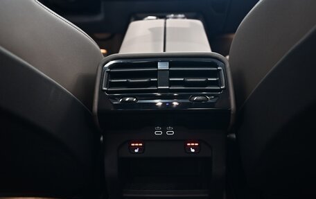 BMW 5 серия, 2025 год, 6 300 000 рублей, 15 фотография