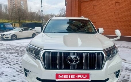 Toyota Land Cruiser Prado 150 рестайлинг 2, 2023 год, 5 400 000 рублей, 8 фотография