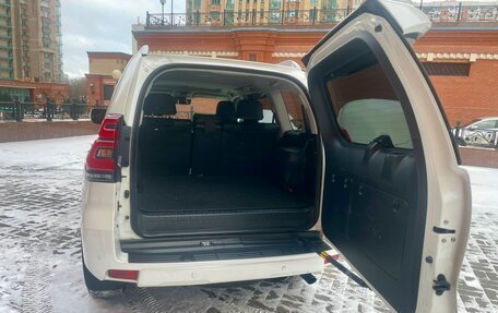 Toyota Land Cruiser Prado 150 рестайлинг 2, 2023 год, 5 400 000 рублей, 19 фотография