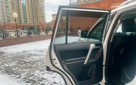 Toyota Land Cruiser Prado 150 рестайлинг 2, 2023 год, 5 400 000 рублей, 16 фотография