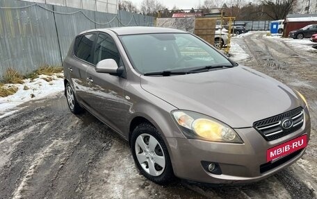 KIA cee'd I рестайлинг, 2009 год, 600 000 рублей, 18 фотография