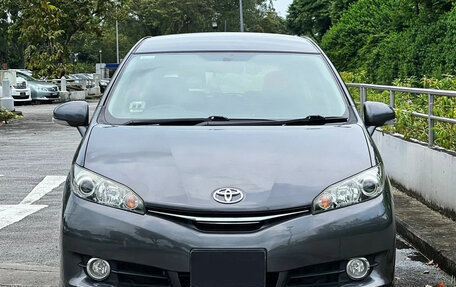 Toyota Wish II, 2012 год, 1 210 000 рублей, 2 фотография