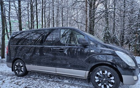 Hyundai H-1 II рестайлинг, 2016 год, 1 985 000 рублей, 6 фотография