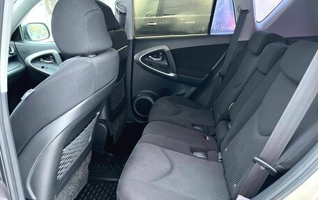 Toyota RAV4, 2006 год, 1 130 000 рублей, 18 фотография