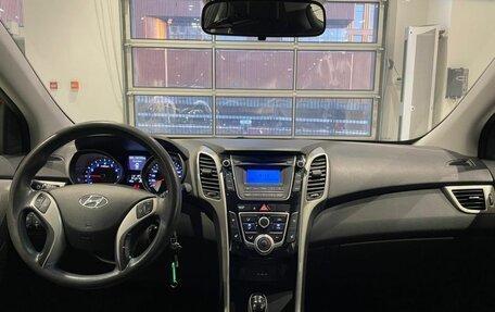 Hyundai i30 II рестайлинг, 2013 год, 980 000 рублей, 11 фотография