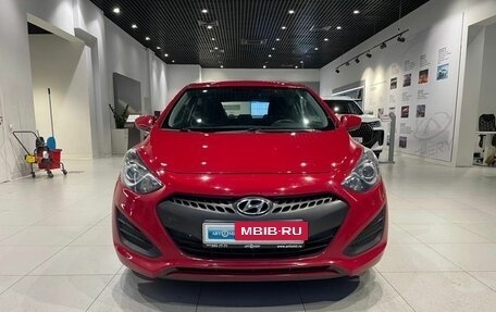 Hyundai i30 II рестайлинг, 2013 год, 980 000 рублей, 2 фотография