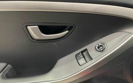 Hyundai i30 II рестайлинг, 2013 год, 980 000 рублей, 17 фотография