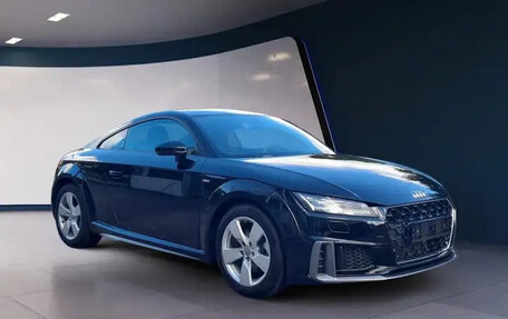 Audi TT, 2023 год, 7 210 000 рублей, 4 фотография